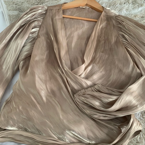 Gold Slinky Top - Picture 3 of 4